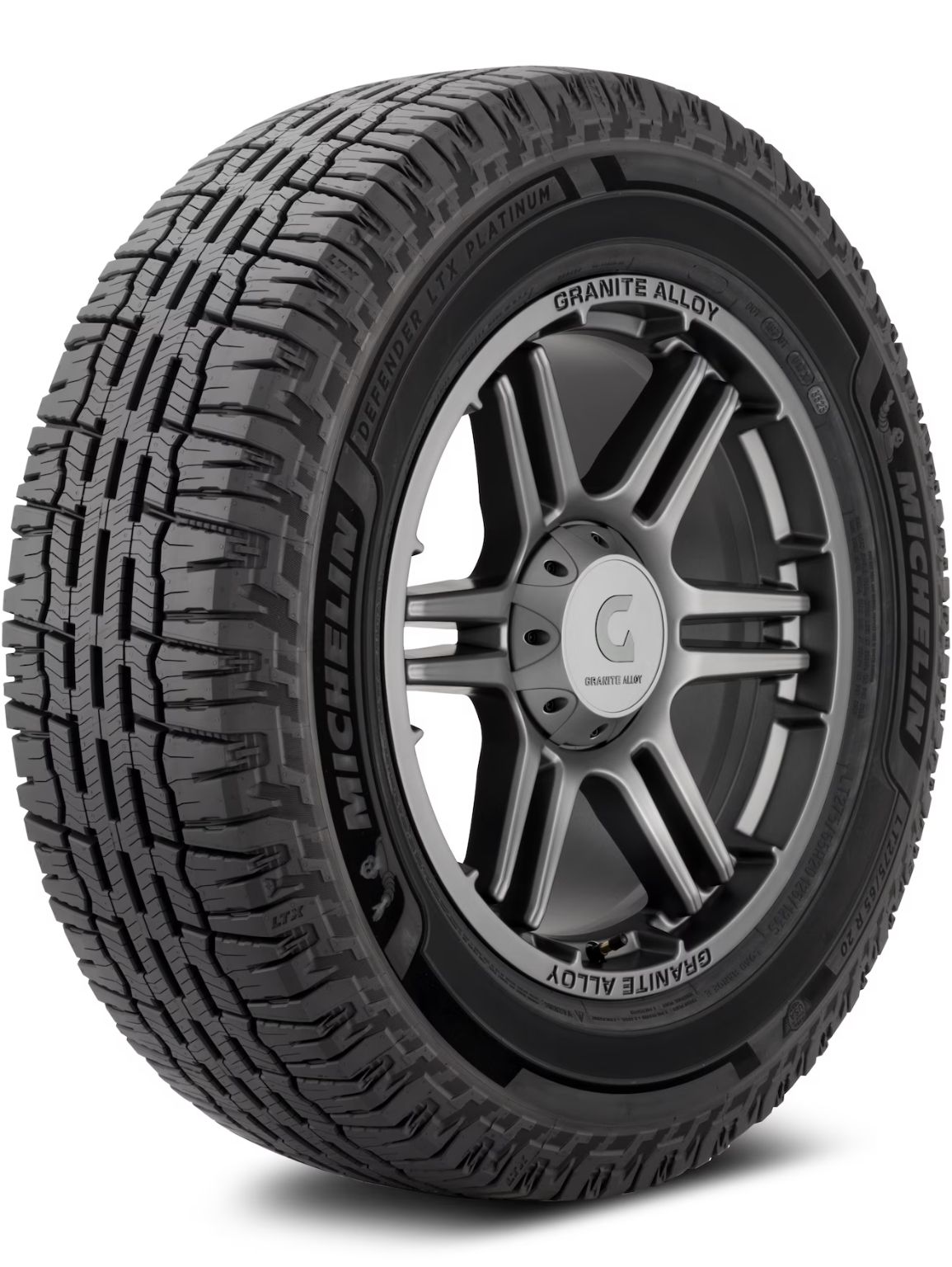 Michelin Defender LTX Platinum tire